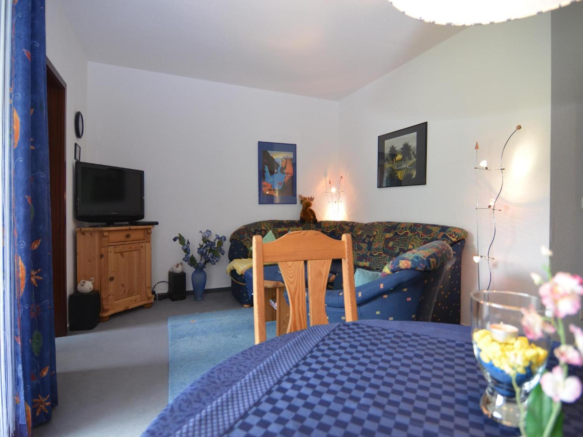 Cosy Apartment Over Usseln With Private Terrace ヴィリンゲン エクステリア 写真